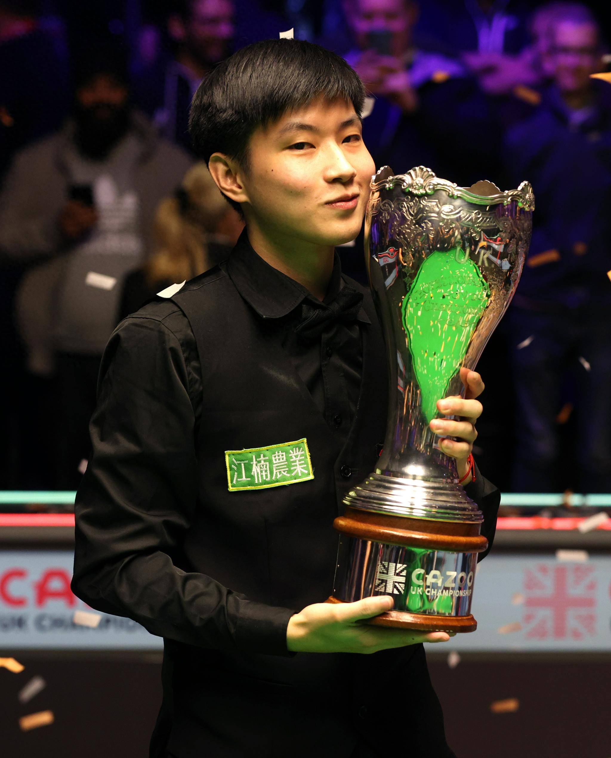 LPL第三阶段：EDG零封LNG，UP借势挤进骑士之路！