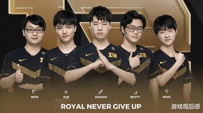 为梁王组合复仇！陈柏阳／刘毅2-1掀翻前世界第一，首进世锦赛决赛