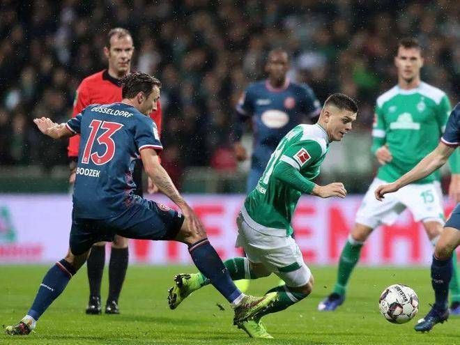 凯利必须在 凯利必须在